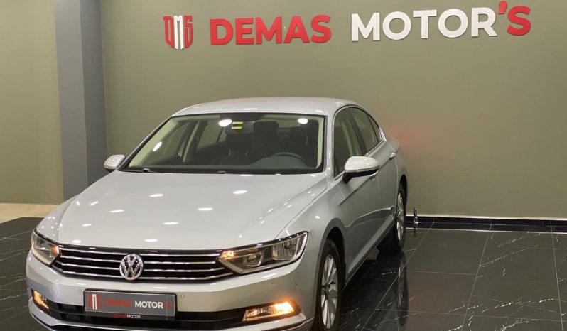 2017 WOLKSWAGEN PASSAT 1,6 TDI 18 BİNDE TRENDLİNE HATASIZ BOYASIZ dolu