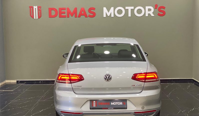 2017 WOLKSWAGEN PASSAT 1,6 TDI 18 BİNDE TRENDLİNE HATASIZ BOYASIZ dolu