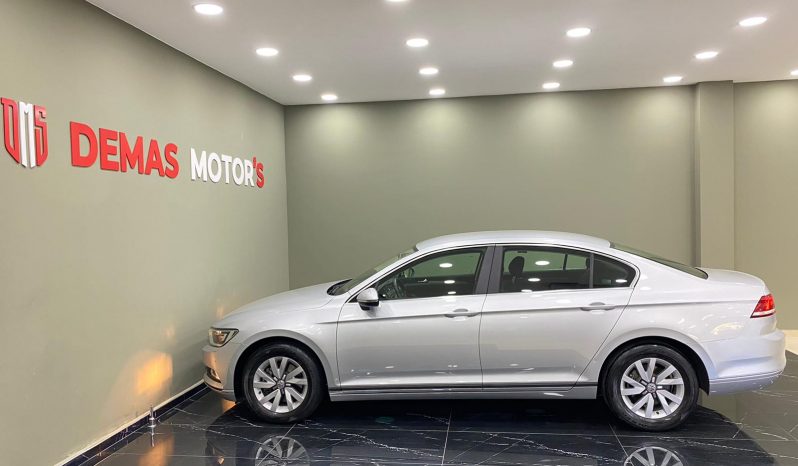 2017 WOLKSWAGEN PASSAT 1,6 TDI 18 BİNDE TRENDLİNE HATASIZ BOYASIZ dolu